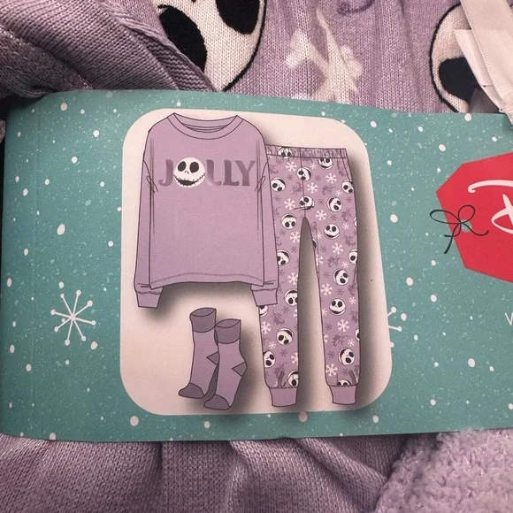 Disney Jack Skellington 3 Piece Set Womens Size 3X (22-24) Pajamas Pjs Socks NWT - Picture 4 of 14